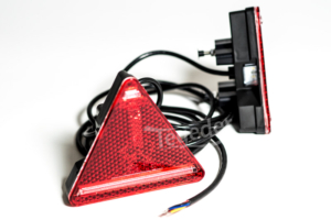 LED-Heckleuchte rechts Dreiecksform für PKW-Anhänger